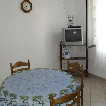 Apartment Apartmani Karlo *
